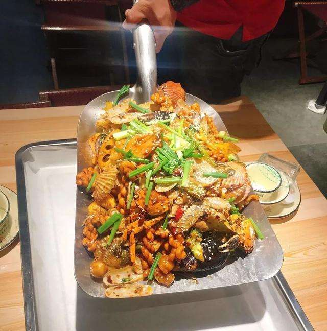 施秉手抓海鲜加盟